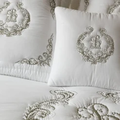 Becquet Boutis impression monogramme - CRÉATION< Boutis, Jeté De Lit, Couvre Lit