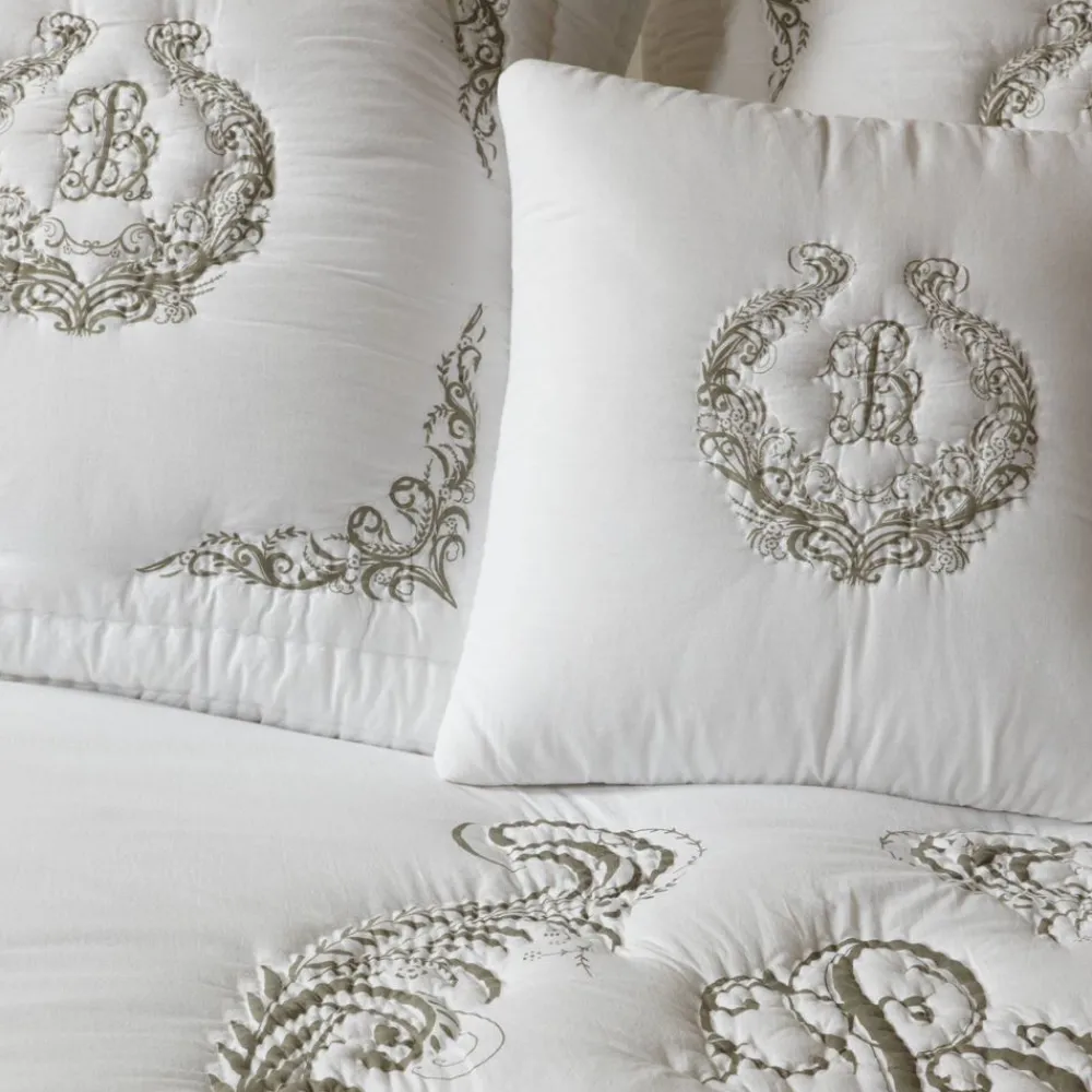 Becquet Boutis impression monogramme - CRÉATION< Boutis, Jeté De Lit, Couvre Lit