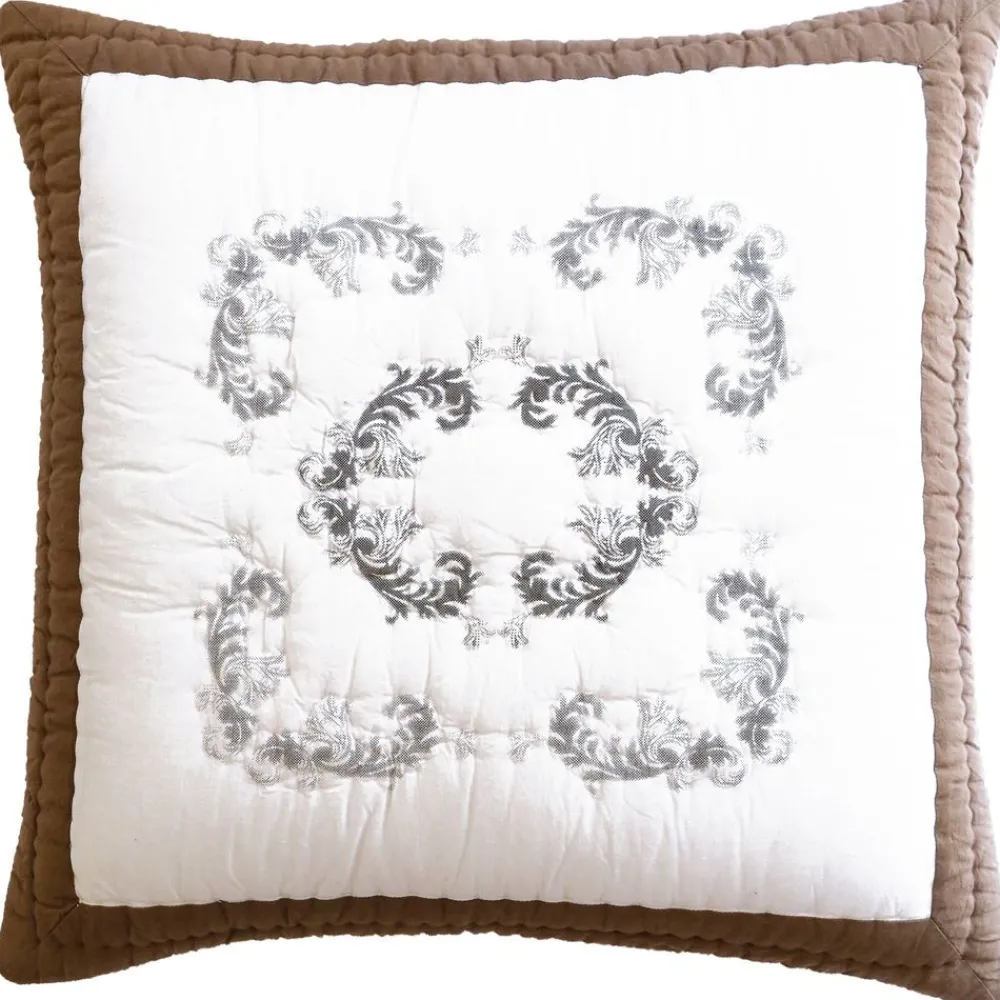 Becquet Boutis imprimé arabesques.< Boutis, Jeté De Lit, Couvre Lit