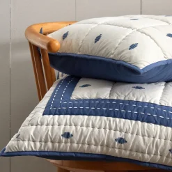 Becquet Boutis micromotif tissé jacquard - CRÉATION< Boutis, Jeté De Lit, Couvre Lit