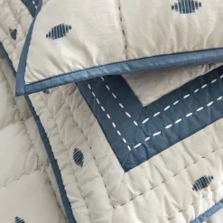 Becquet Boutis micromotif tissé jacquard - CRÉATION< Boutis, Jeté De Lit, Couvre Lit