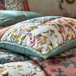 Becquet Boutis patchwork à motifs fleuris - CRÉATION< Boutis, Jeté De Lit, Couvre Lit