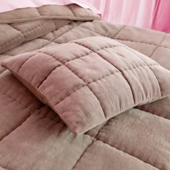 Becquet Boutis velours - CRÉATION< Décoration Textile Unie|Les Matières