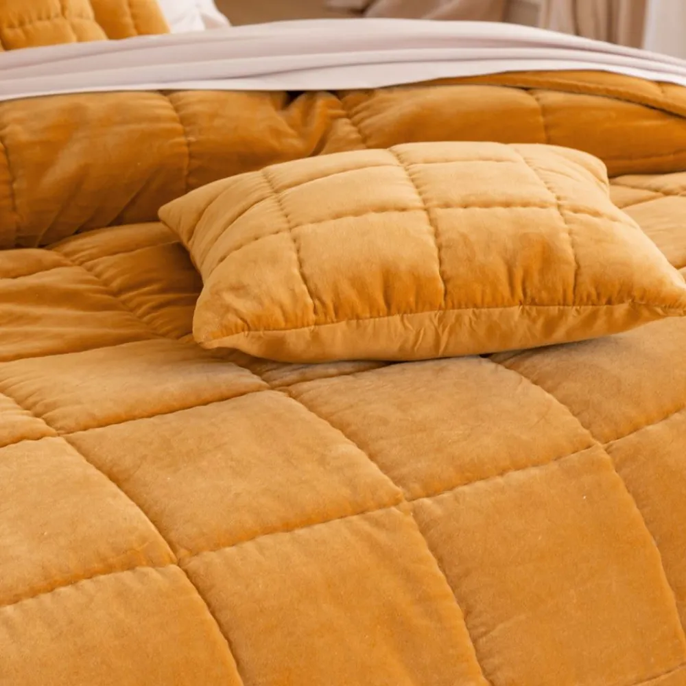 Becquet Boutis velours - CRÉATION< Décoration Textile Unie|Les Matières