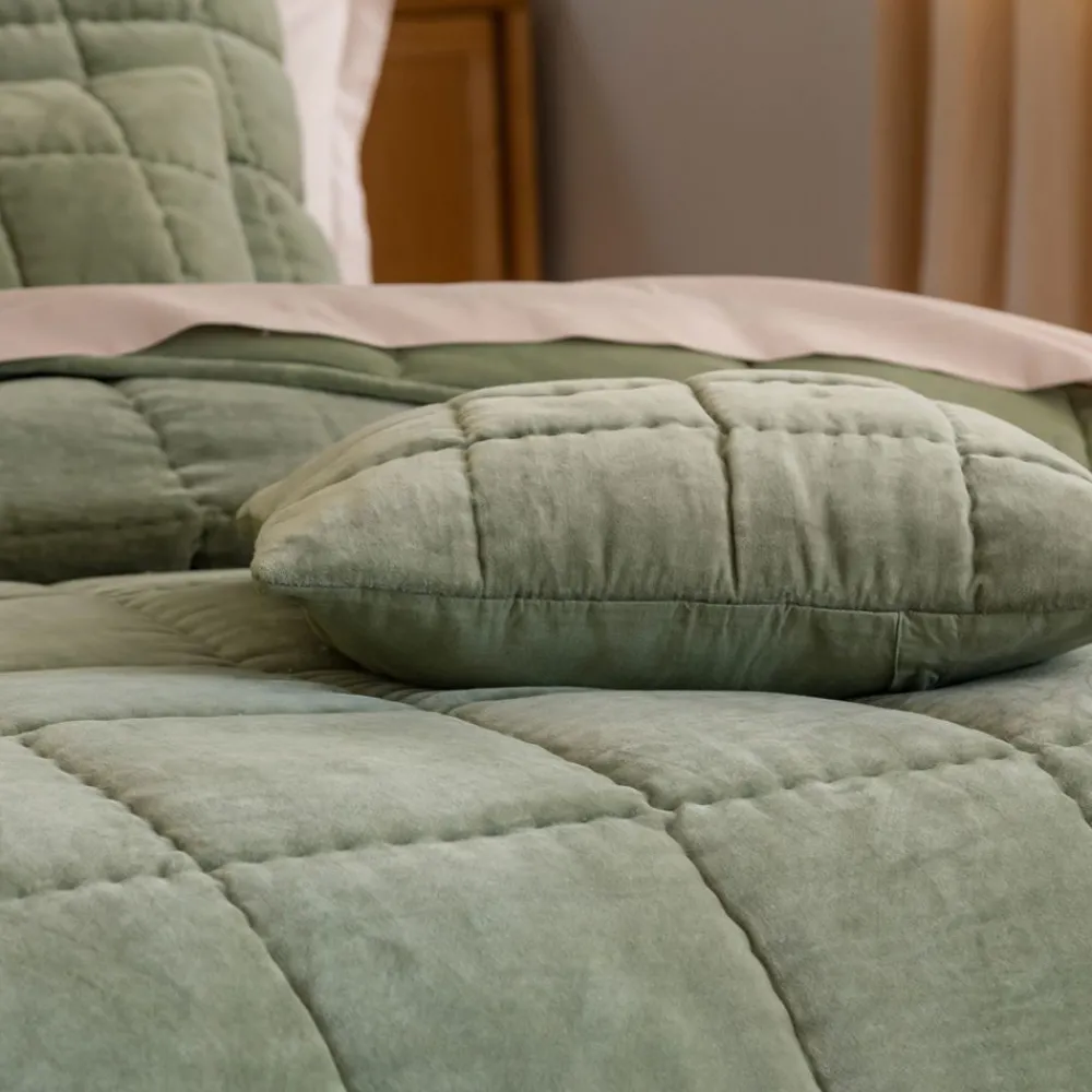 Becquet Boutis velours - CRÉATION< Décoration Textile Unie|Les Matières
