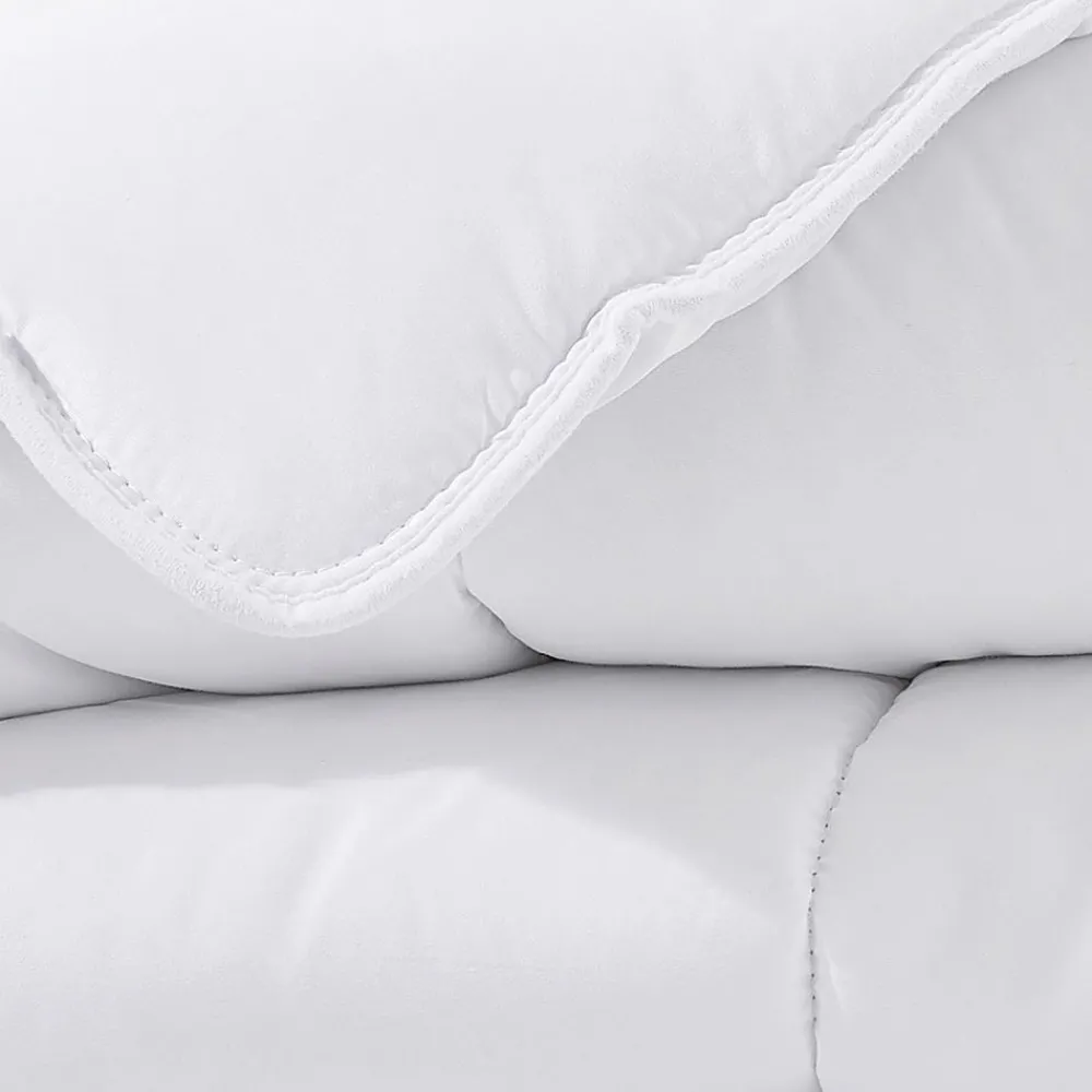 Becquet Couette SANITIZED ANTIACARIEN - légère ou chaude< Couette, Édredon, Plumon|Couette