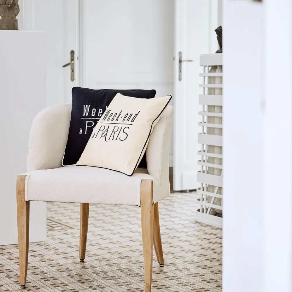 Becquet Coussin brodé "week-end à Paris"< Rideau Et Déco Textile|Coussin, Housse De Coussin