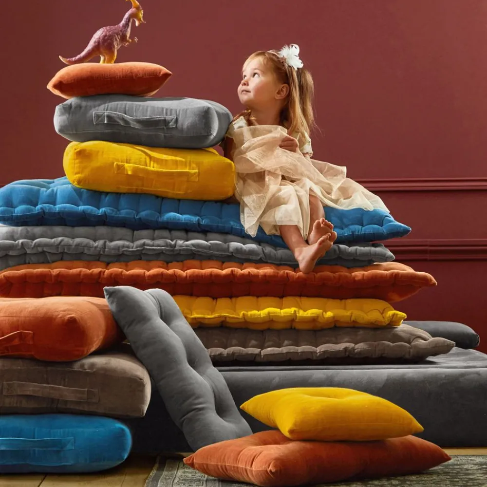 Becquet Coussin en velours ras< Rideau Et Déco Textile|Décoration Textile Unie