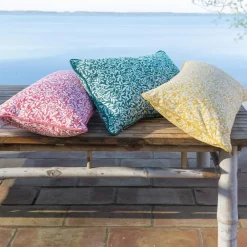 Becquet Coussin motif fleurettes - CRÉATION< Rideau Et Déco Textile|Coussin, Housse De Coussin