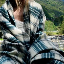 Becquet Couverture 90% LAINE Woolmark® à carreaux - 450 g/m² - Chaude< Couverture|Couverture