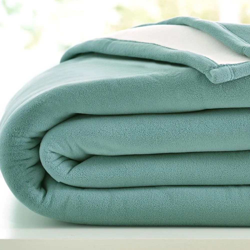 Becquet Couverture POLAIRE BICOLORE microfibre très chaude< Couverture|Couverture