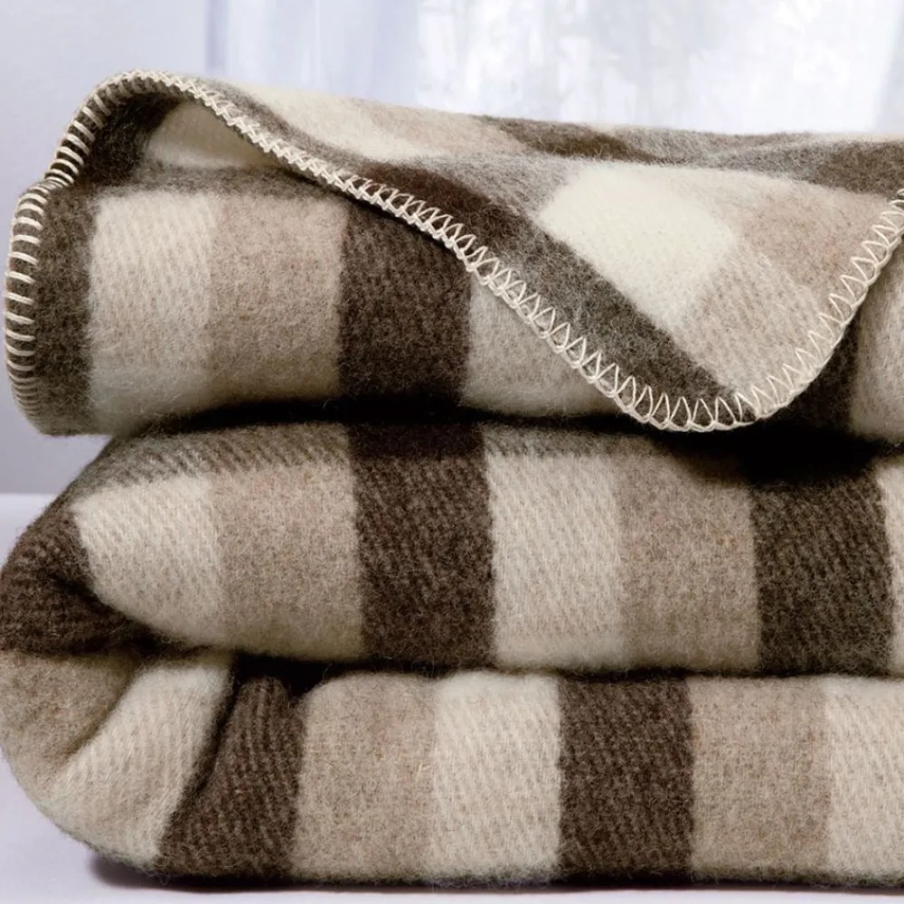Becquet Couverture PURE LAINE ÉCOLOGIQUE 450 G/m² - Chaude< Couverture|Couverture