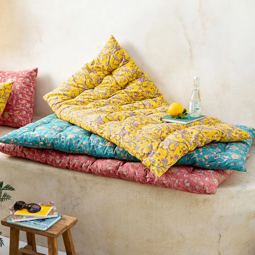 Becquet Futon déco motif perse - CRÉATION< Rideau Et Déco Textile|Pouf, Matelas, Futon