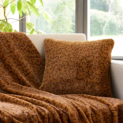 Becquet Housse coussin imitation fourrure léopard< Rideau Et Déco Textile|Coussin, Housse De Coussin