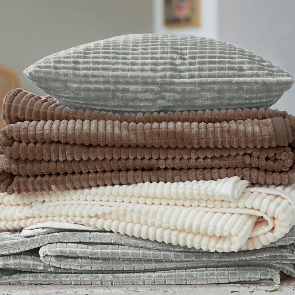 Becquet Housse de coussin et jeté de lit tufté velours - CRÉATION< Décoration Textile Unie|Plaid