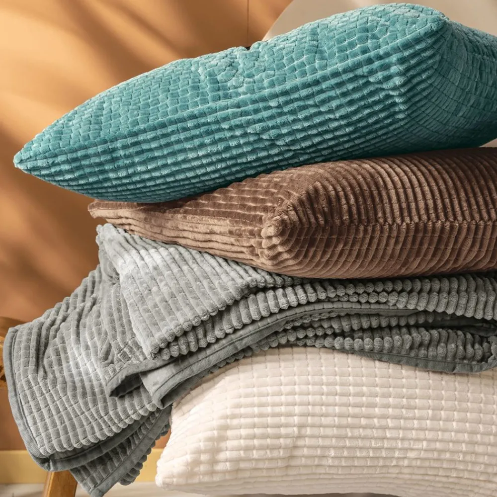 Becquet Housse de coussin et jeté de lit tufté velours - CRÉATION< Décoration Textile Unie|Plaid