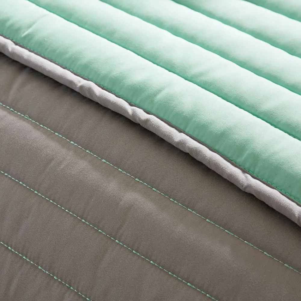 Becquet Jeté de lit double face bicolore - CRÉATION< Boutis, Jeté De Lit, Couvre Lit