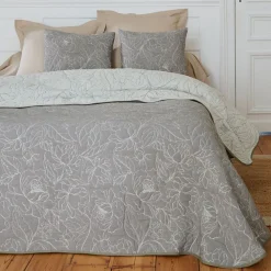 Becquet Jeté de lit jacquard à fleurs< Les Matières|Boutis, Jeté De Lit, Couvre Lit