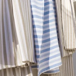Becquet Jeté de lit jacquard effet gaufré< Boutis, Jeté De Lit, Couvre Lit