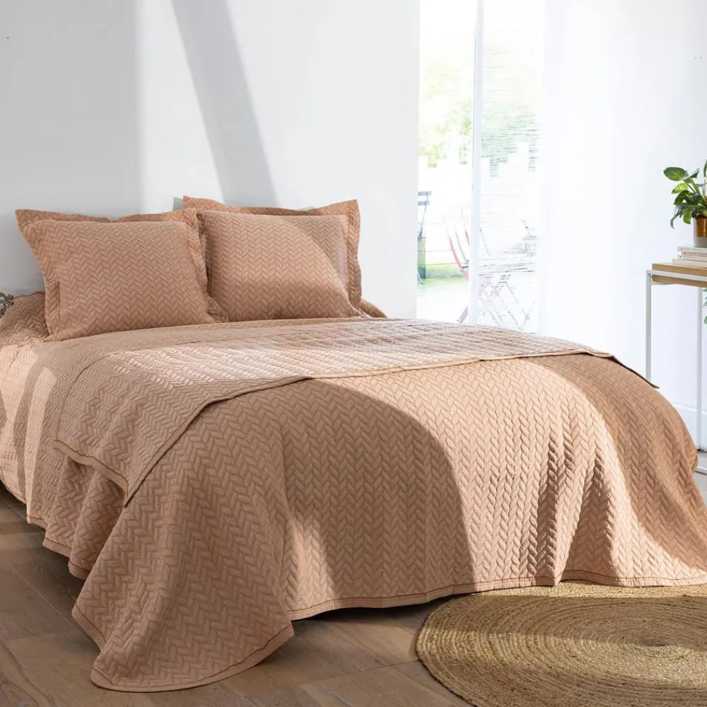 Becquet Jeté de lit motif chevrons - 420 g/m²< Les Matières|Boutis, Jeté De Lit, Couvre Lit