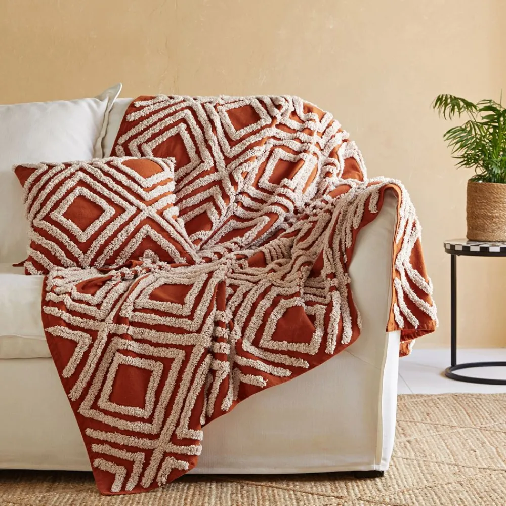 Becquet Jeté tufté - CRÉATION< Rideau Et Déco Textile|Jeté De Canapé, Jeté De Fauteuil