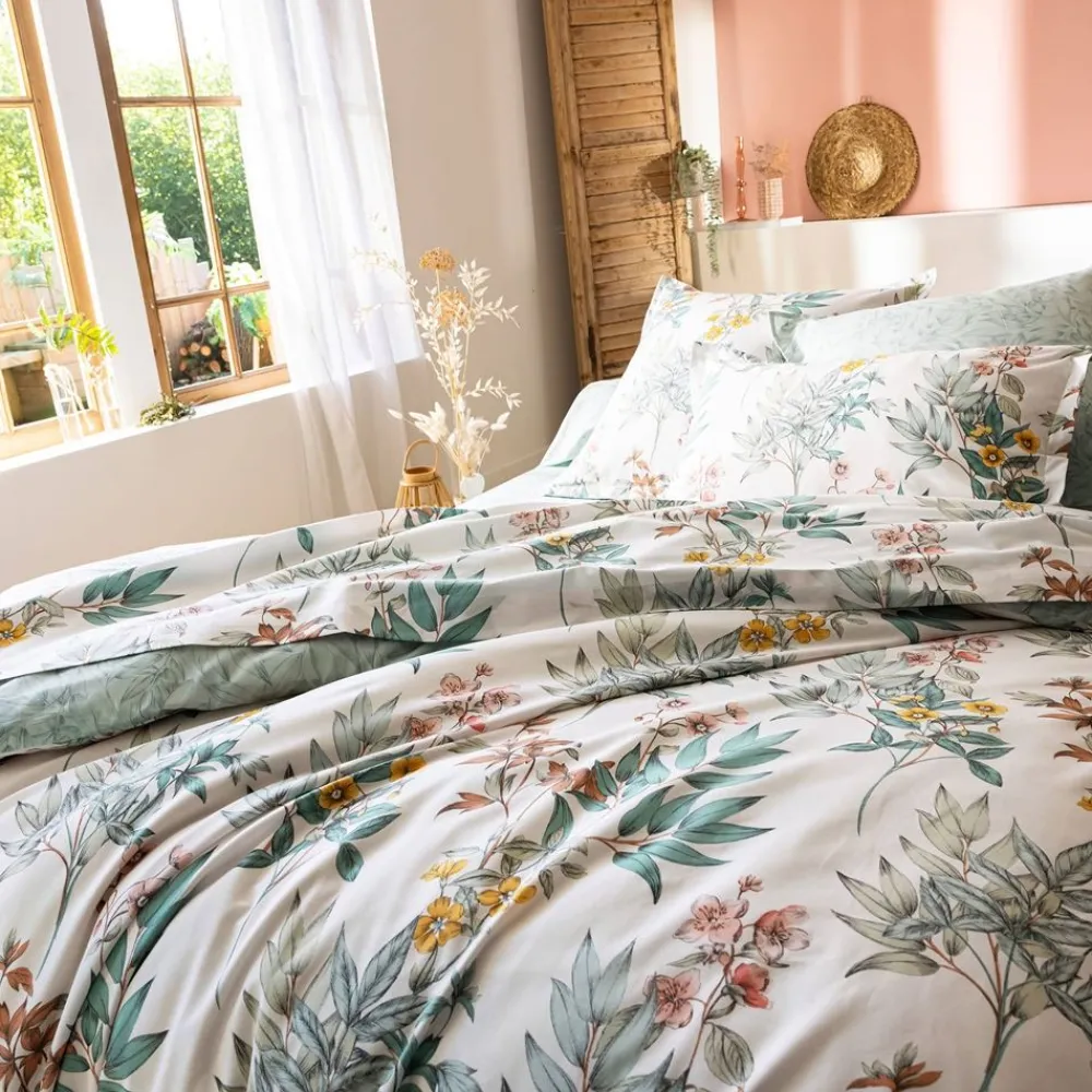 Becquet Linge de lit à fleurs et feuillages - CRÉATION< Housse De Couette|Linge De Lit Fantaisie, Linge De Lit Brodé