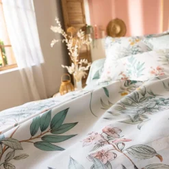 Becquet Linge de lit à fleurs et feuillages - CRÉATION< Housse De Couette|Linge De Lit Fantaisie, Linge De Lit Brodé