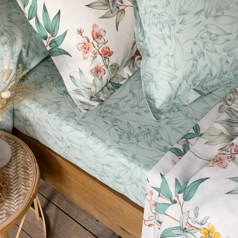 Becquet Linge de lit à fleurs et feuillages - CRÉATION< Housse De Couette|Linge De Lit Fantaisie, Linge De Lit Brodé