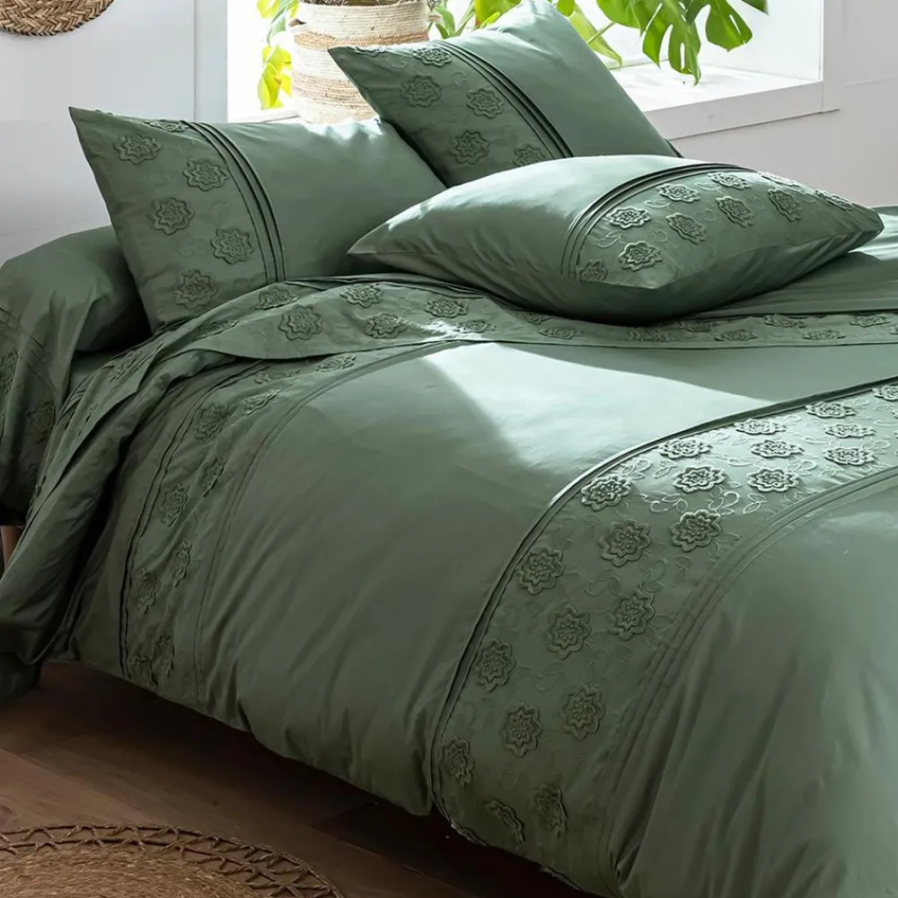 Becquet Linge de lit brodé fleurs - CRÉATION< Les Matières|Housse De Couette