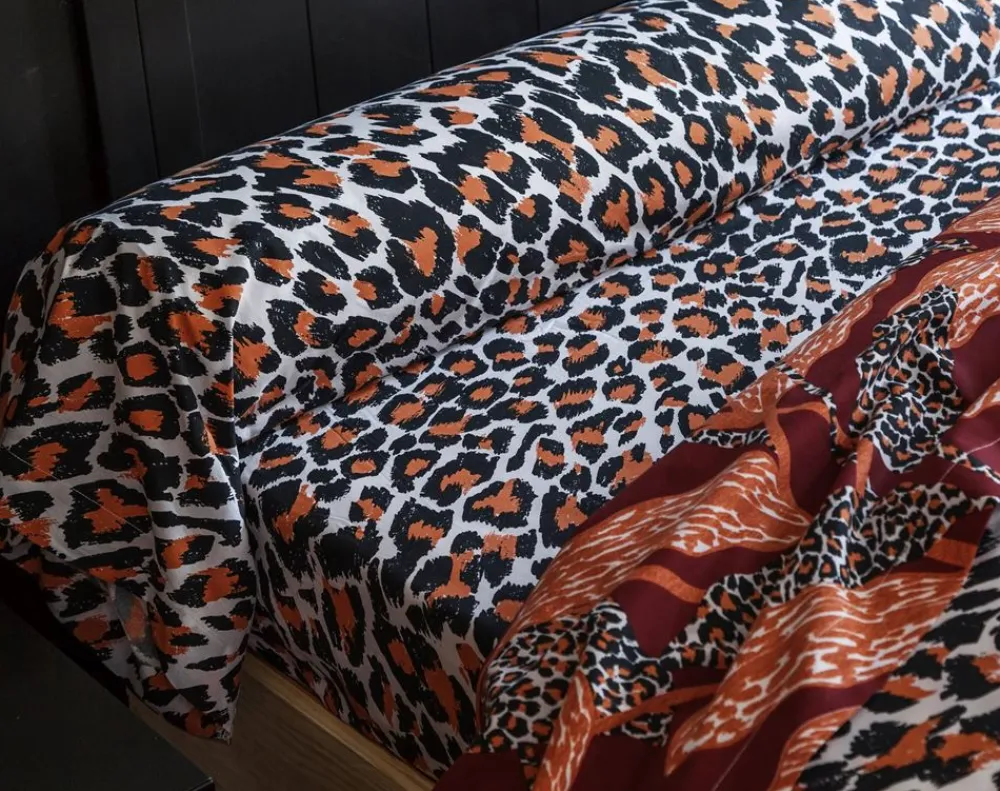 Becquet Linge de lit imprimé feuilles et motifs léopards - CRÉATION< Les Matières|Housse De Couette