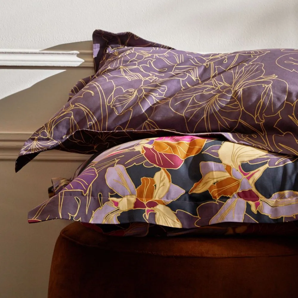 Becquet Linge de lit motif bouquets d'iris - CRÉATION< Housse De Couette