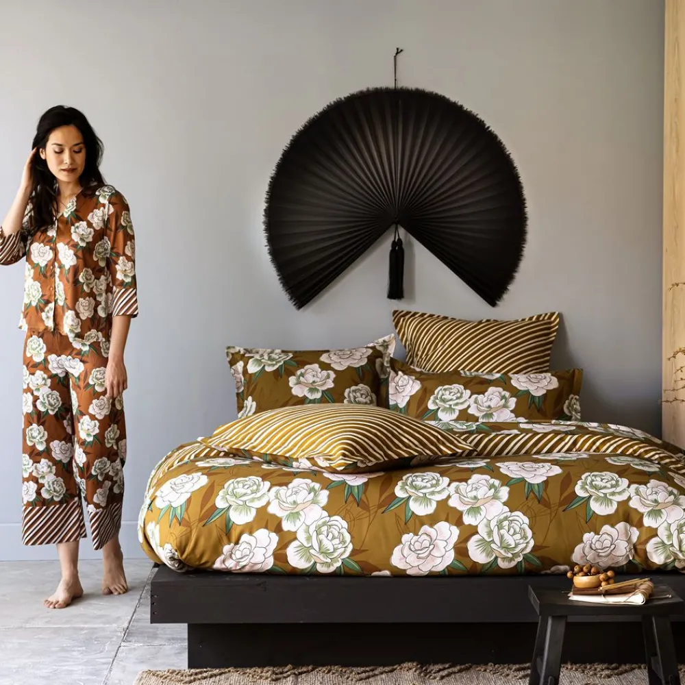 Becquet Linge de lit motif fleurs japonaises - CRÉATION< Housse De Couette|Linge De Lit Fantaisie, Linge De Lit Brodé