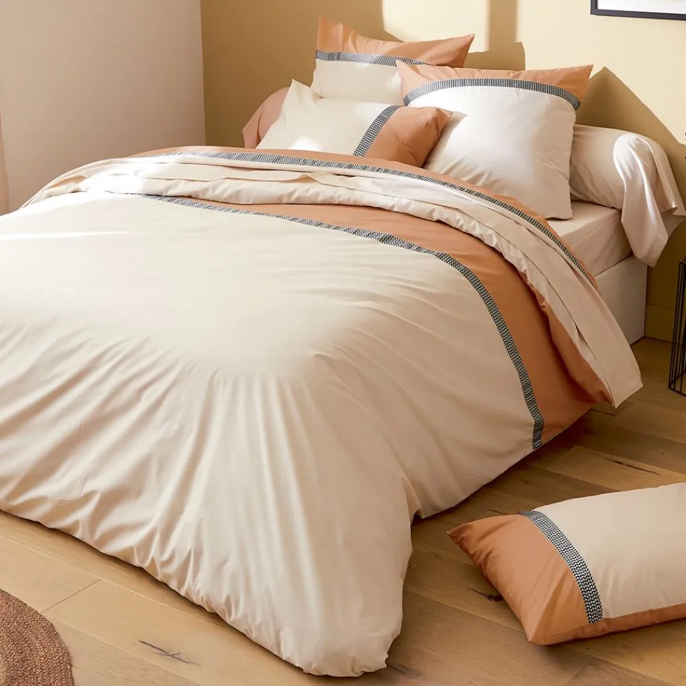 Becquet Linge de lit percale bicolore finition galon< Housse De Couette|Linge De Lit Fantaisie, Linge De Lit Brodé