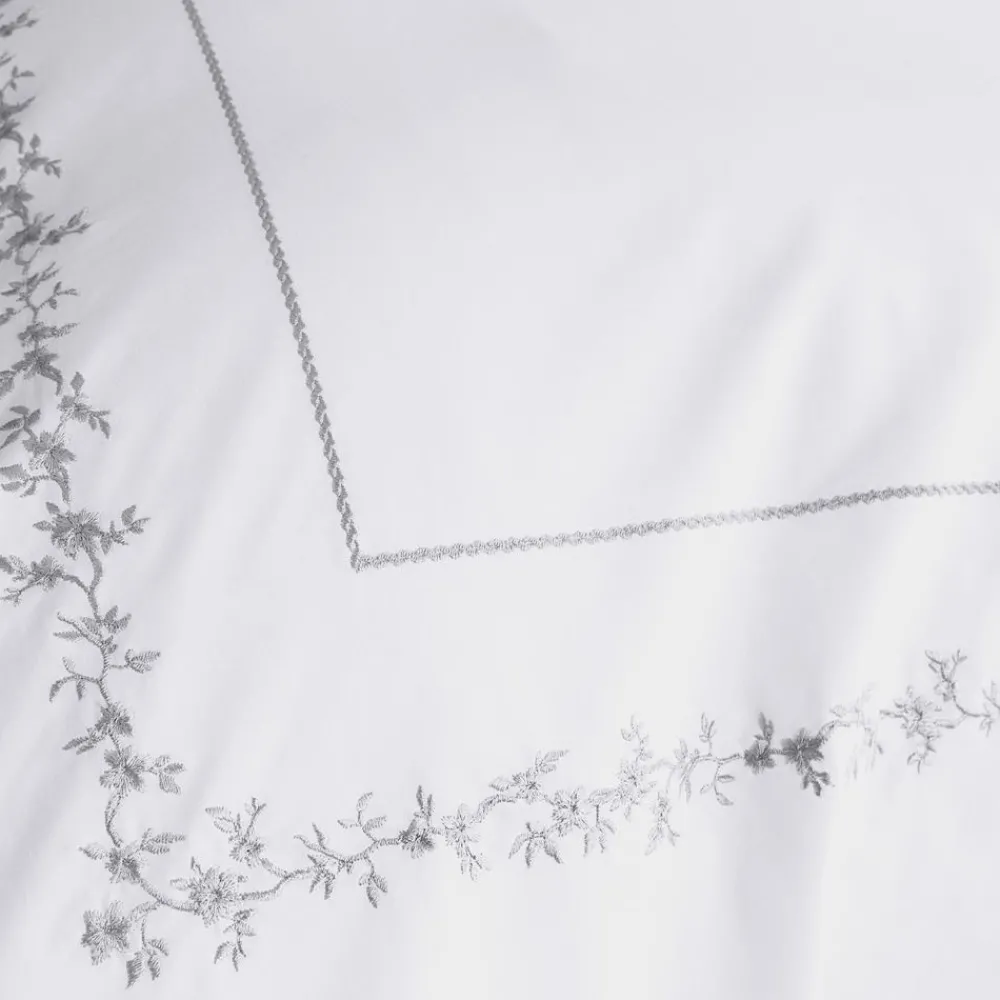 Becquet Linge de lit percale fleurs brodées et torsades - CRÉATION< Housse De Couette