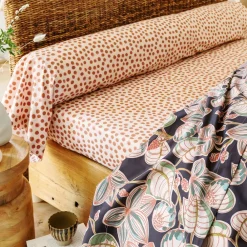 Becquet Linge de lit percale motif feuillage - CRÉATION< Housse De Couette|Linge De Lit Fantaisie, Linge De Lit Brodé