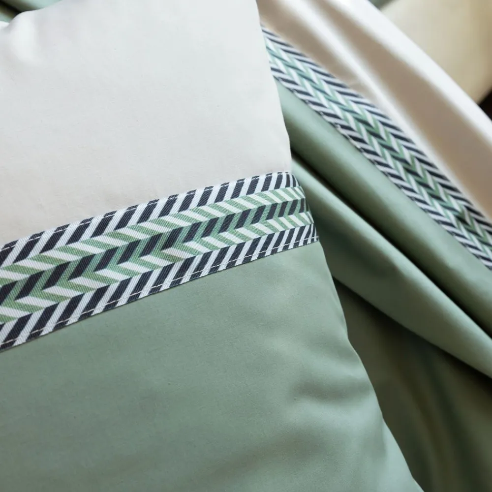 Becquet Linge de lit percale parements et galon< Housse De Couette|Linge De Lit Fantaisie, Linge De Lit Brodé