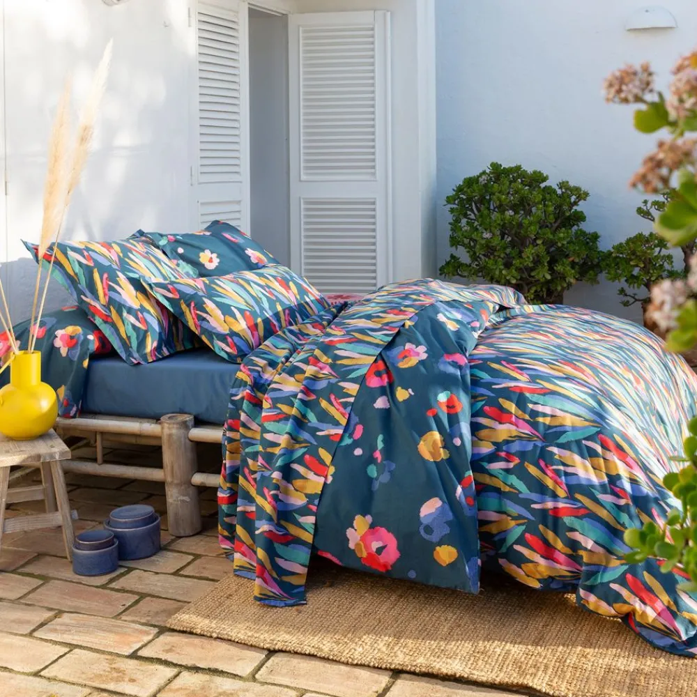 Becquet Linge de lit plumes colorées - CRÉATION< Housse De Couette|Linge De Lit Fantaisie, Linge De Lit Brodé