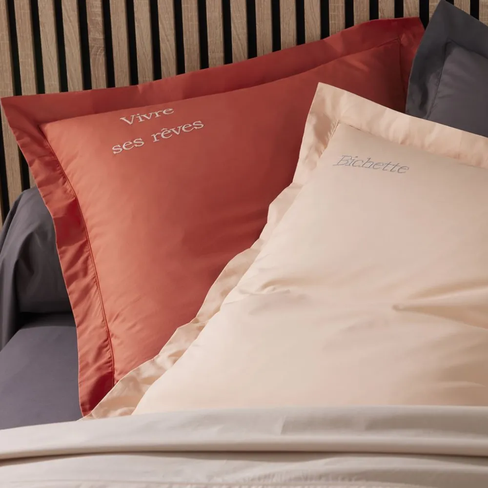 Becquet Linge de lit pur coton percale - Lauréat - Taie d'oreiller personnalisable< Les Matières|Housse De Couette