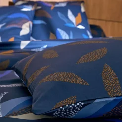 Becquet Linge de lit satin de coton motif feuillage stylisé - CRÉATION< Housse De Couette|Linge De Lit Fantaisie, Linge De Lit Brodé