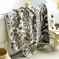 Becquet Linge de toilette feuillage chic - CRÉATION – 500 g/m²< Serviette De Bain Fantaisie|Les Matières