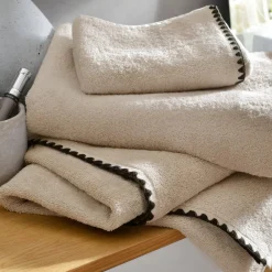 Becquet Linge de toilette finition point cavalier - 540 g/m²< Beauté, Bien-Être|Beauté, Bien-Être