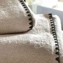 Becquet Linge de toilette finition point cavalier - 540 g/m²< Beauté, Bien-Être|Beauté, Bien-Être