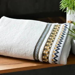 Becquet Linge de toilette liteau graphique - 420 g/m²< Serviette De Bain Fantaisie