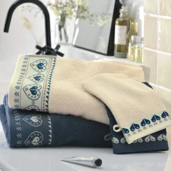 Becquet Linge de toilette motif cœur - 450 g/m²< Serviette De Bain Fantaisie|Les Matières