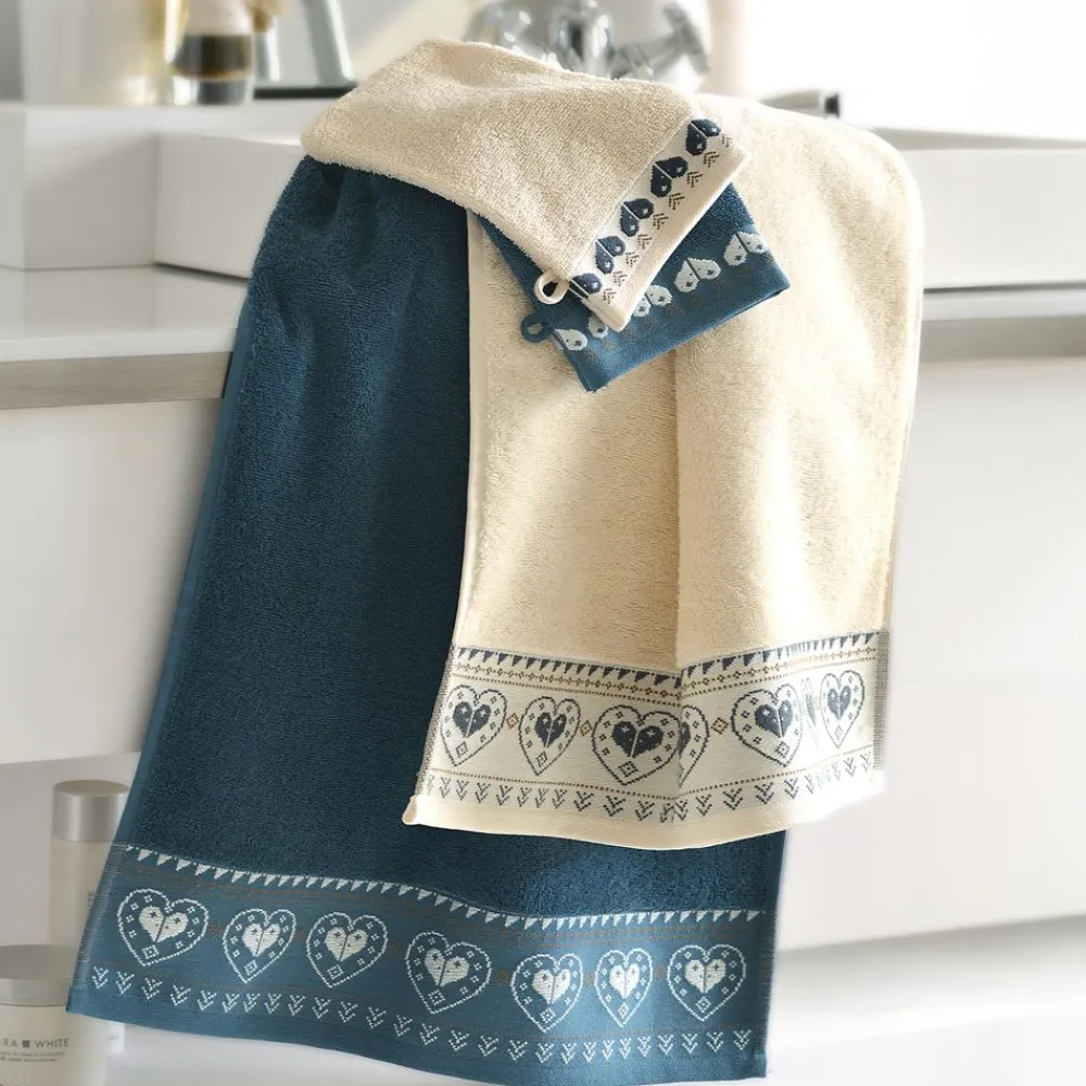 Becquet Linge de toilette motif cœur - 450 g/m²< Serviette De Bain Fantaisie|Les Matières