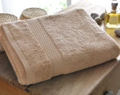 Becquet Linge de toilette personnalisable AIRDROP® - 430 g/m²< Serviette De Bain Unie