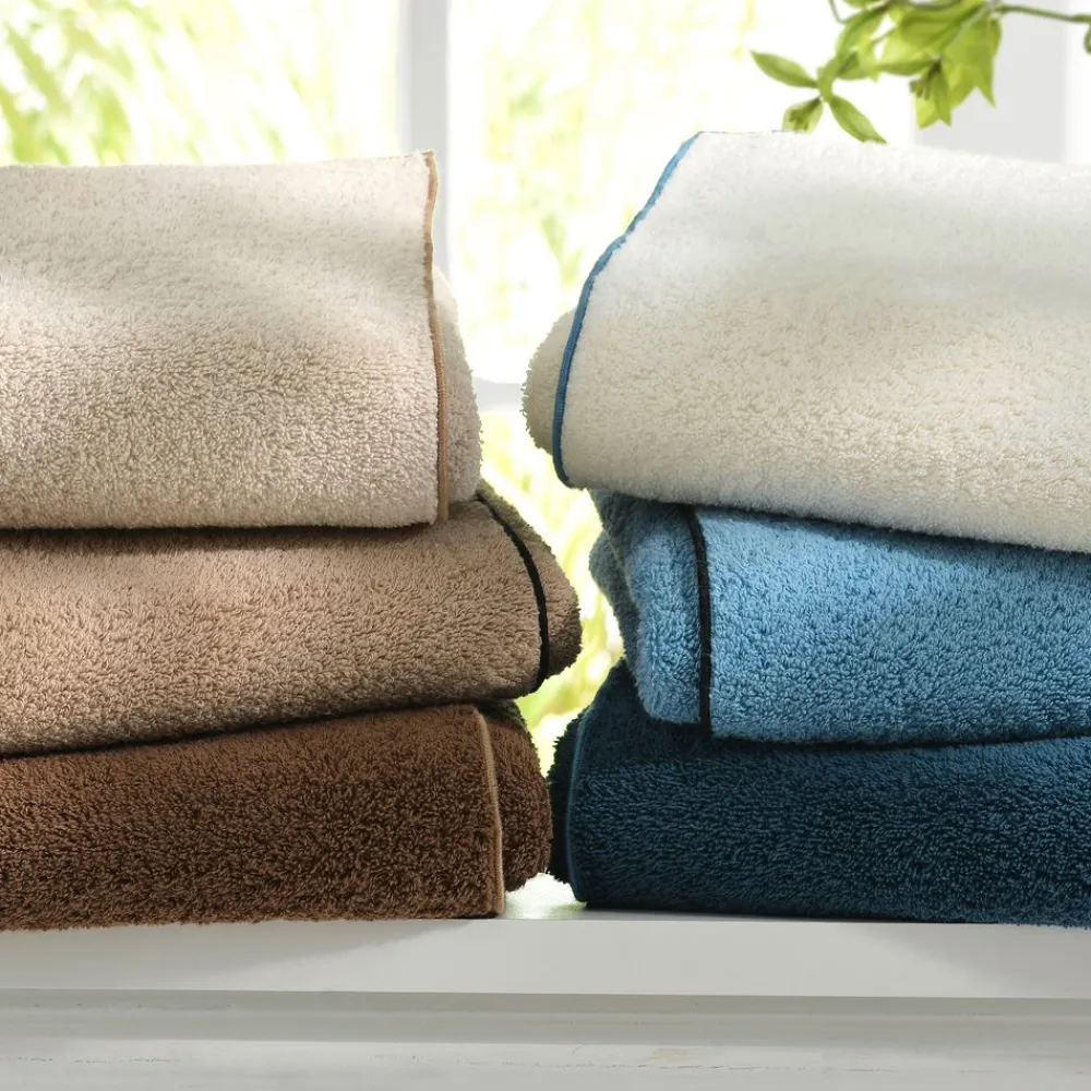 Becquet Linge de toilette uni finition bourdon (480 g/m²) - CRÉATION< Serviette De Bain Fantaisie|Serviette De Bain Unie
