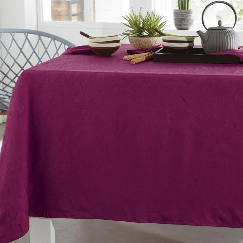 Becquet Nappe en polyester au froissé permanent< Nappe Unie