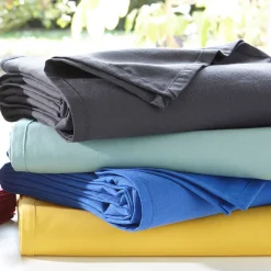 Becquet Nappe unie en polycoton< Nappe Unie|Les Matières