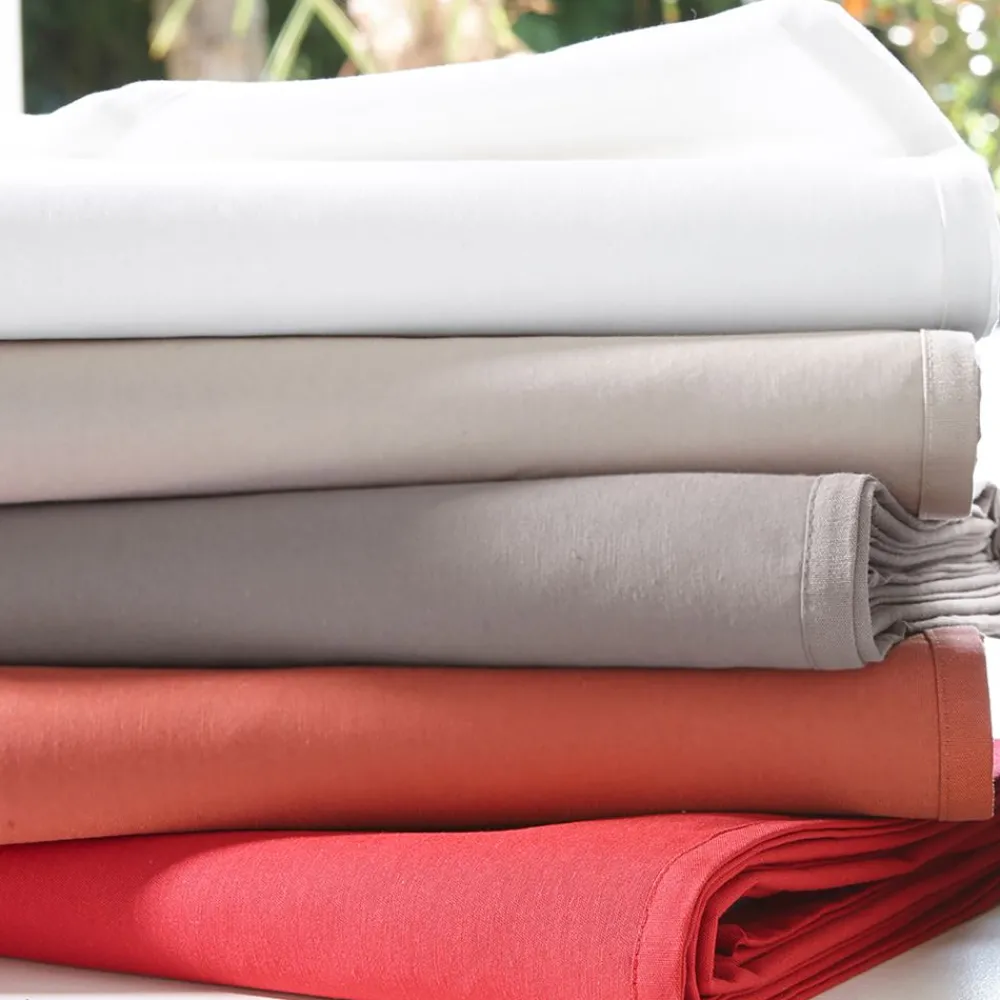 Becquet Nappe unie en polycoton< Nappe Unie|Les Matières